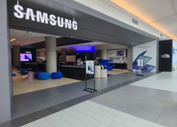 Samsung Üç Yeni Deneyim Mağazası Açıyor — Grand Opening İndirimleri İnanılmaz!
