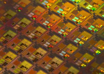 NVIDIA NV-Tesseract ve NVIDIA NIM ile Yarı İletken Üretiminde Daha Akıllı Anomali Tespiti