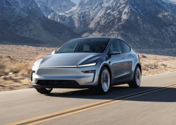 Tesla, EV vergi kredisinin sona erdiği bir dönemde en yüksek satış çeyreğini gerçekleştirdi.