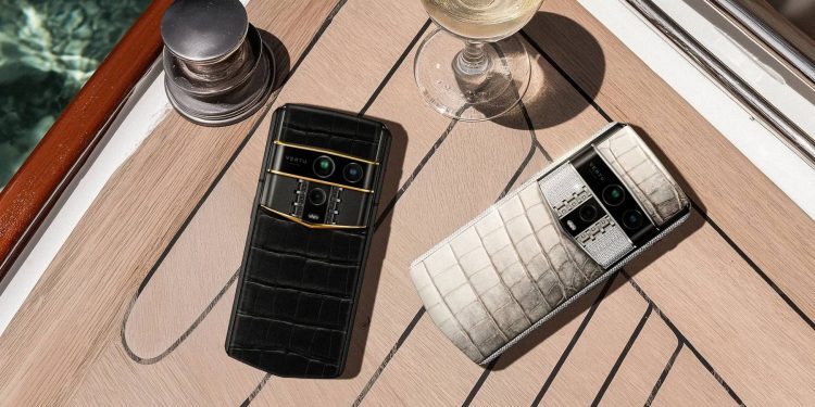 “18.000 Dolarlık Lüks Akıllı Telefon Vertu Agent Q: AI ve Snapdragon 8 Elite ile Donatıldı”