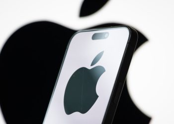 Apple, Siri’yi güçlendirmek için Google’a yıllık 1 milyar $ ödeyecek anlaşma yapıyor